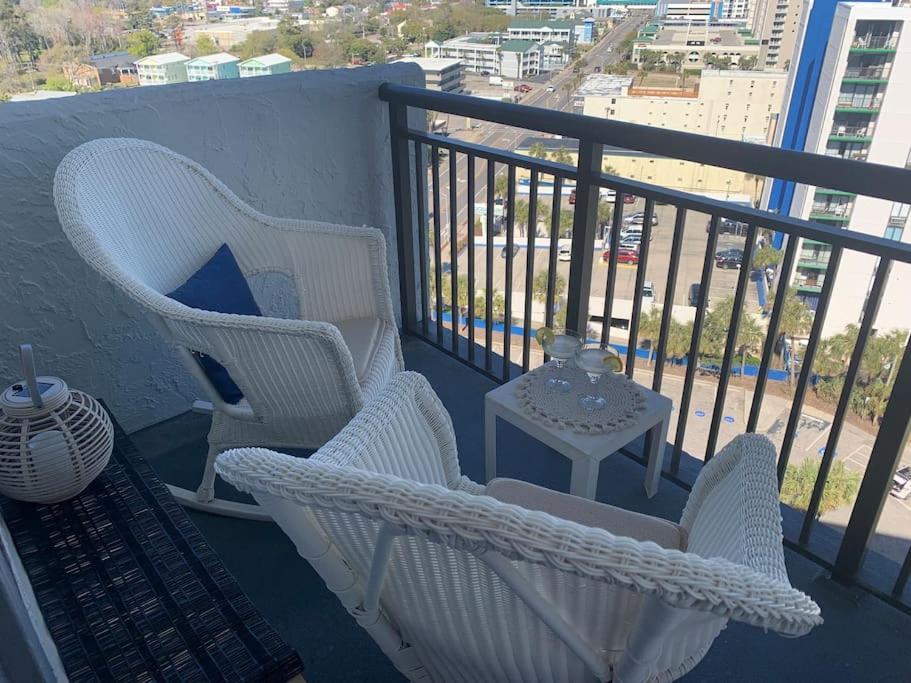 Royal Retreat-Amazing View-King Bed-1 Bedroom-Full Kitchen-Free Parking-Self Check-In Myrtle Beach Zewnętrze zdjęcie