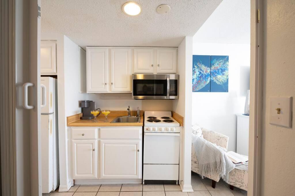 Royal Retreat-Amazing View-King Bed-1 Bedroom-Full Kitchen-Free Parking-Self Check-In Myrtle Beach Zewnętrze zdjęcie