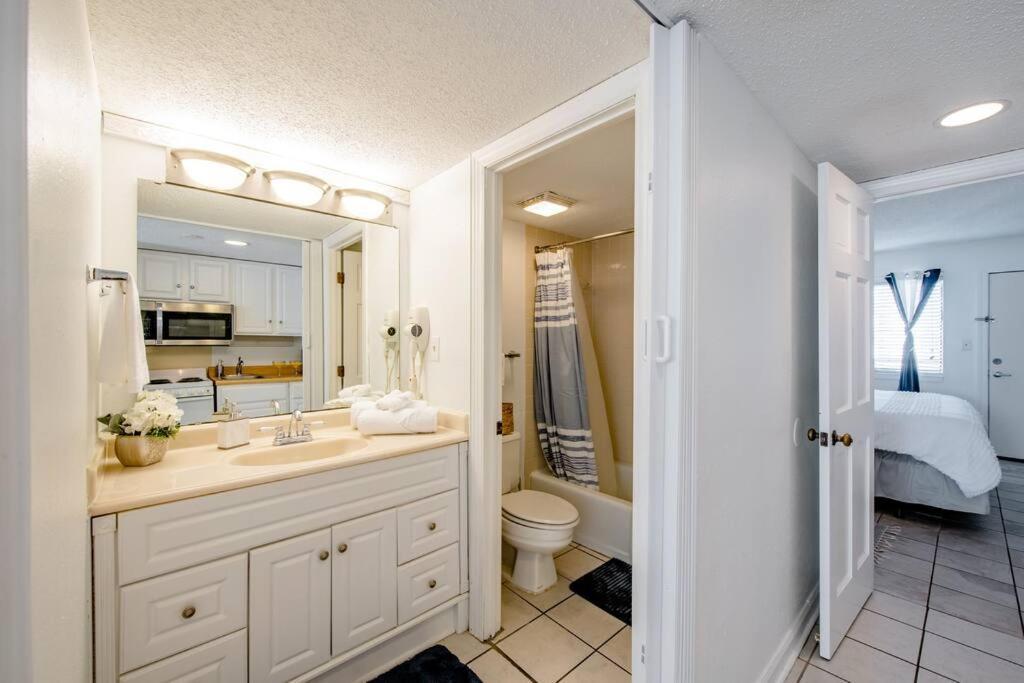 Royal Retreat-Amazing View-King Bed-1 Bedroom-Full Kitchen-Free Parking-Self Check-In Myrtle Beach Zewnętrze zdjęcie