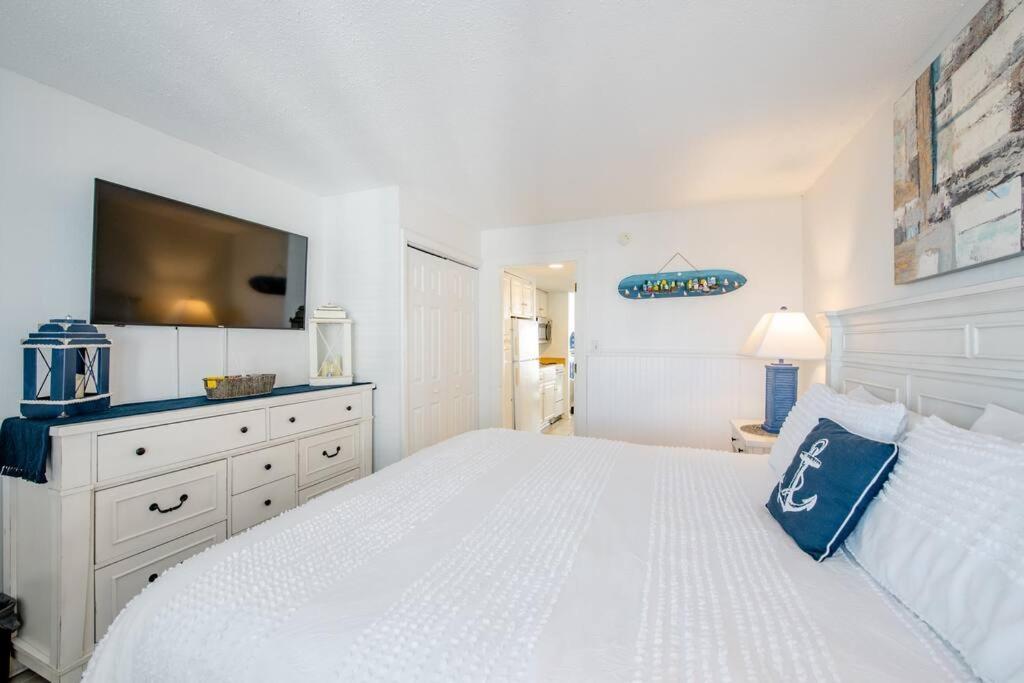 Royal Retreat-Amazing View-King Bed-1 Bedroom-Full Kitchen-Free Parking-Self Check-In Myrtle Beach Zewnętrze zdjęcie