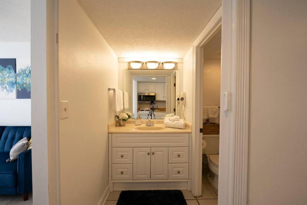 Royal Retreat-Amazing View-King Bed-1 Bedroom-Full Kitchen-Free Parking-Self Check-In Myrtle Beach Zewnętrze zdjęcie