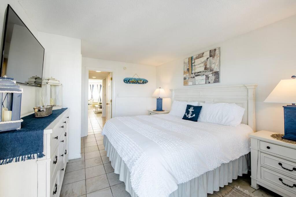 Royal Retreat-Amazing View-King Bed-1 Bedroom-Full Kitchen-Free Parking-Self Check-In Myrtle Beach Zewnętrze zdjęcie